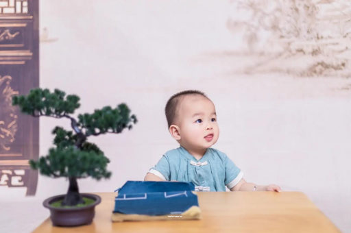 百色怀孕为啥肚子会长毛 百色怀孕为啥肚子会长毛